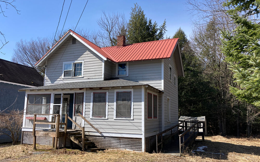 71 Canaras Avenue, Saranac Lake, NY 12983