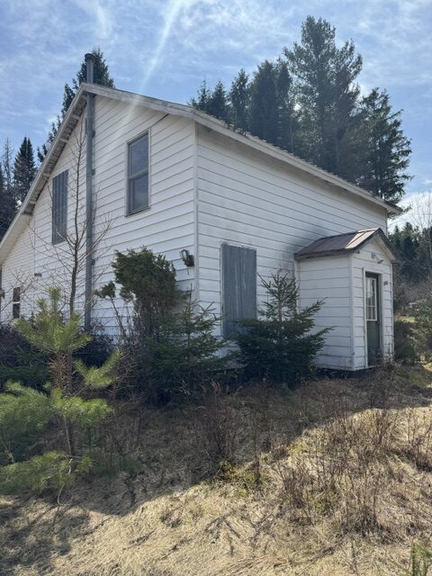 8338 State Route 3, Vermontville